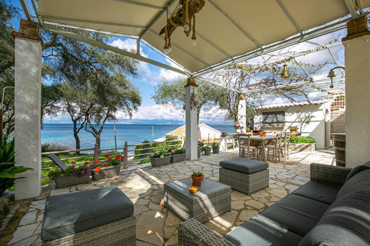 Sailors Luxury * Agia Pelagia Chlomou